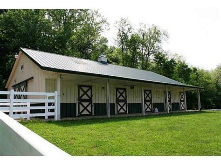 House Pics, Source Tweet Embedded Below